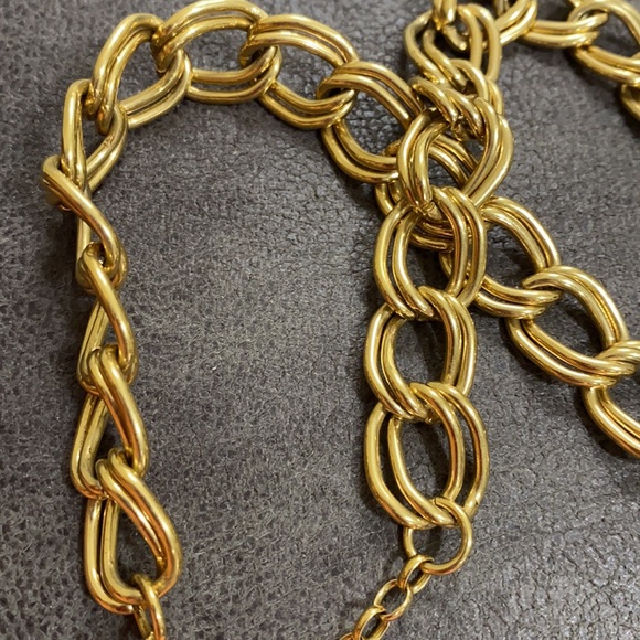Gold tone Choker - Picture 10 of 16